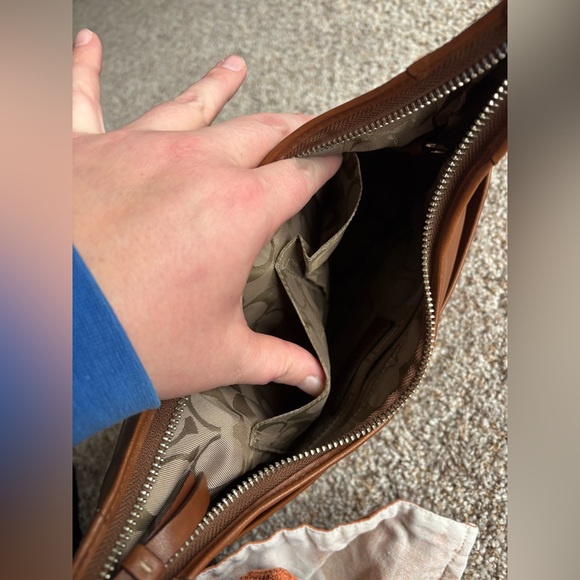 Vintage Coach Hamilton Hobo Bag - Great Condition - Picture 7 of 16